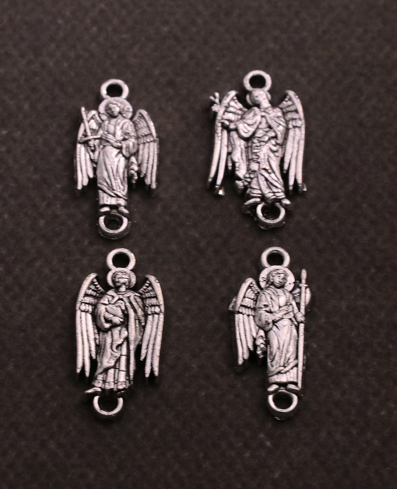 4 szt. Medal archanioła ochron – Jewelry Making Michaels recenzja i cena