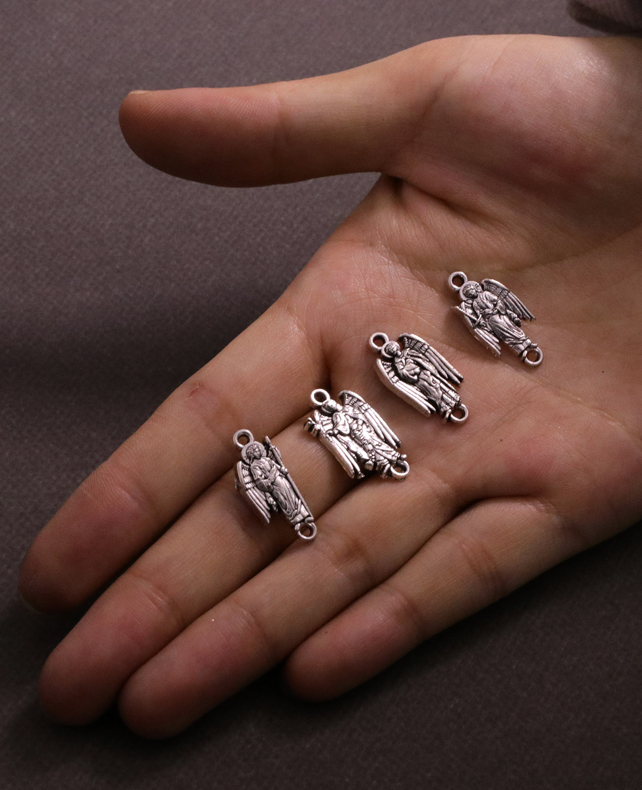 4 szt. Medal archanioła ochron – Jewelry Making Michaels recenzja i cena