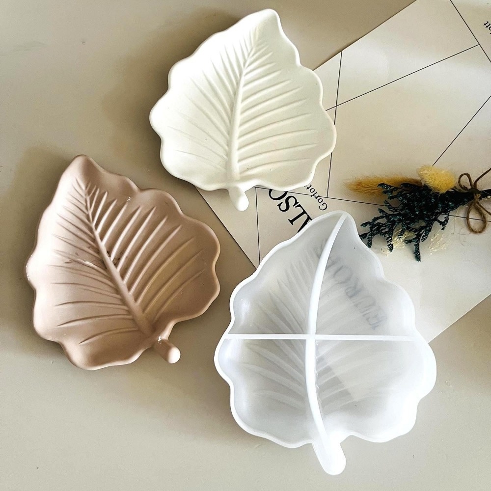 Forma na taca w kształcie liśc – Jewelry Making Table recenzja i cena
